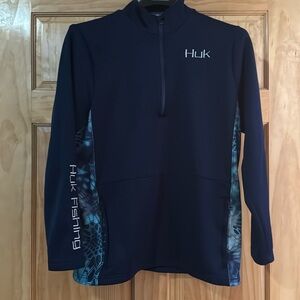 Men’s Large 1/4 zip HUK sweatshirt